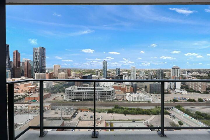 Property Photo: 1122 3 Street SE 2702 AB T2G 1H7