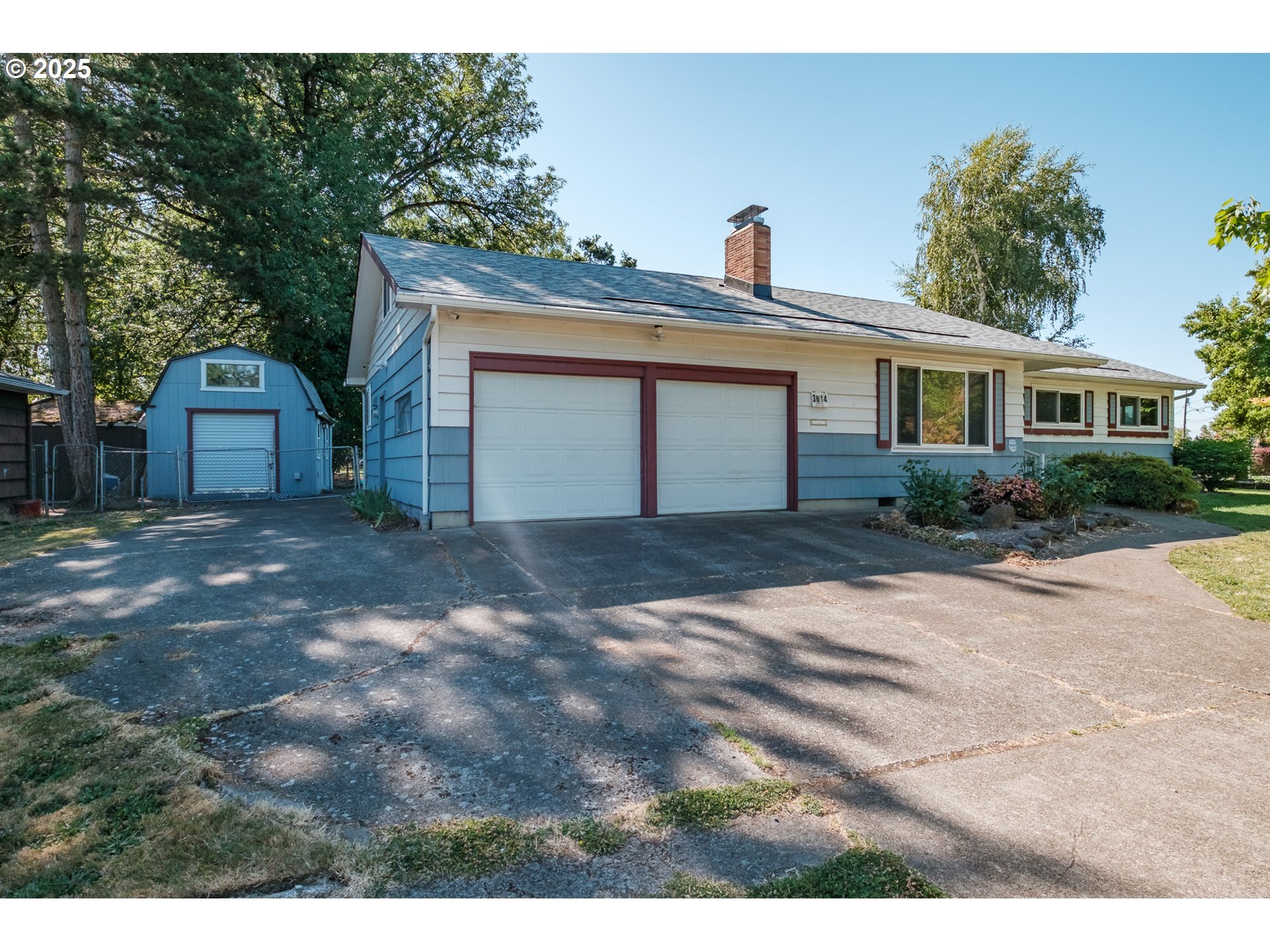 Property Photo: 3614 31st Ave OR 97301