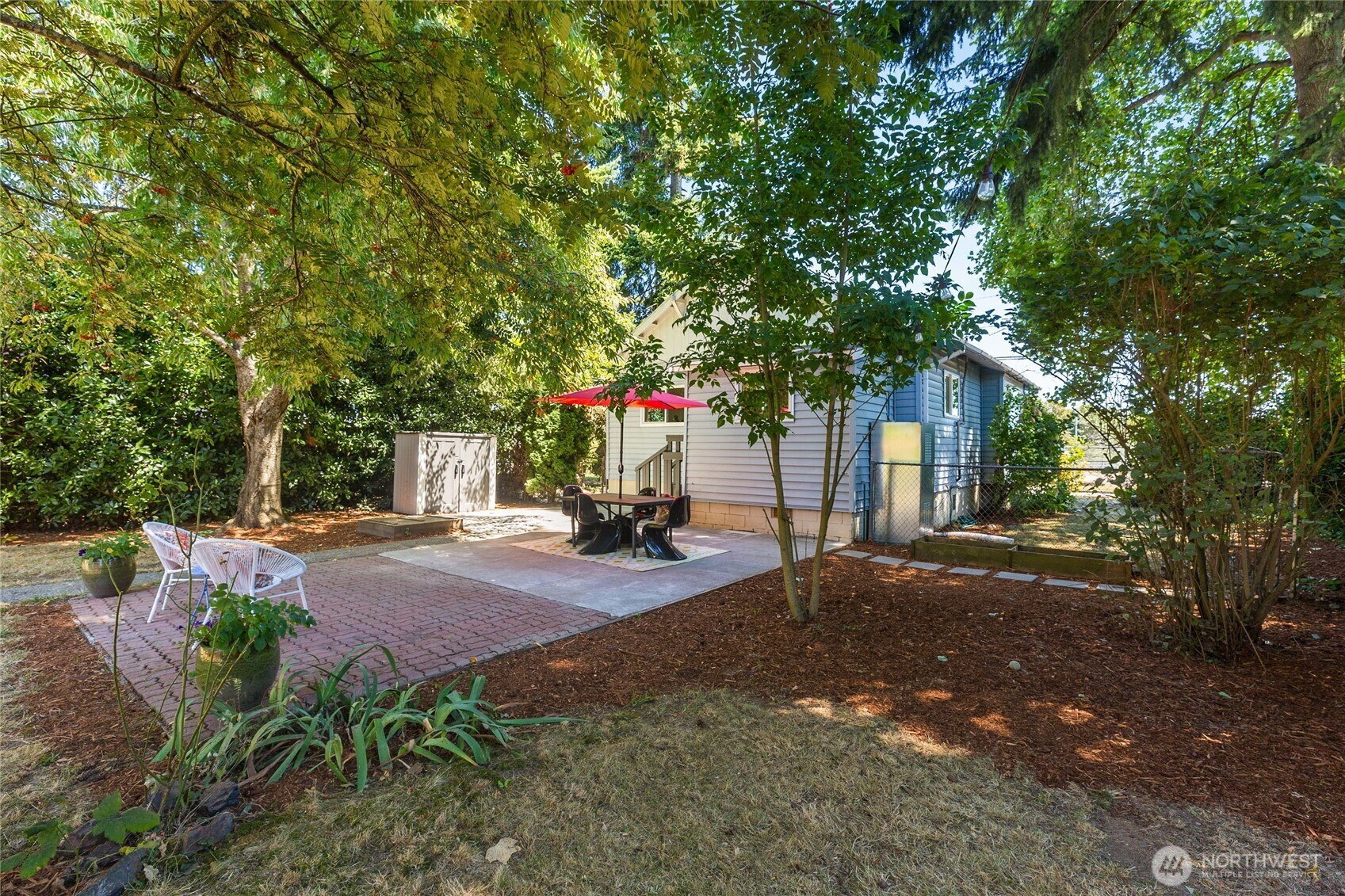 Property Photo: 7217 12th Avenue SW WA 98106