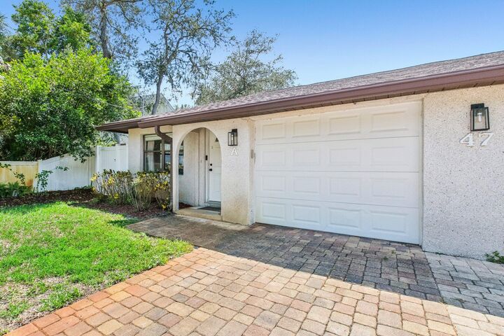 Property Photo:  47 Atlantic Oaks Circle  FL 32080