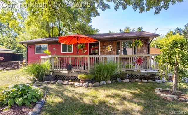 Property Photo: 6621 Doyon Drive S MI 48327