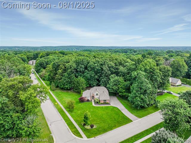 Property Photo: 9884 Forest Ridge Drive MI 48348