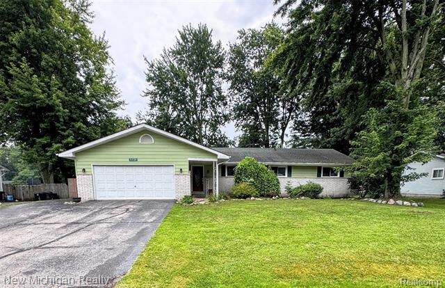 Property Photo:  3239 N Shoreview Drive  MI 48059 