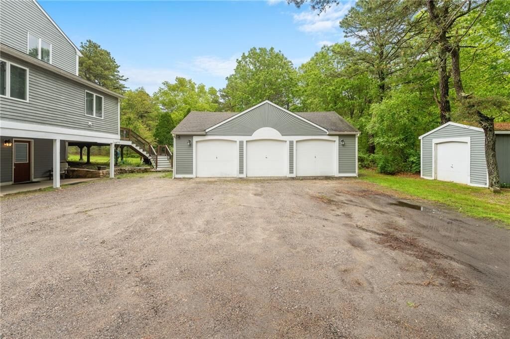 Property Photo: 4720 S County Trail RI 02813