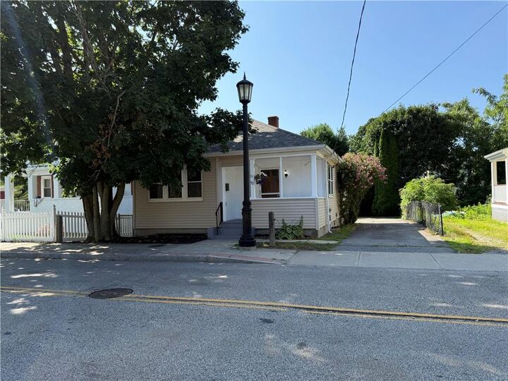 Property Photo:  92 N Maple Avenue NE  RI 02806 