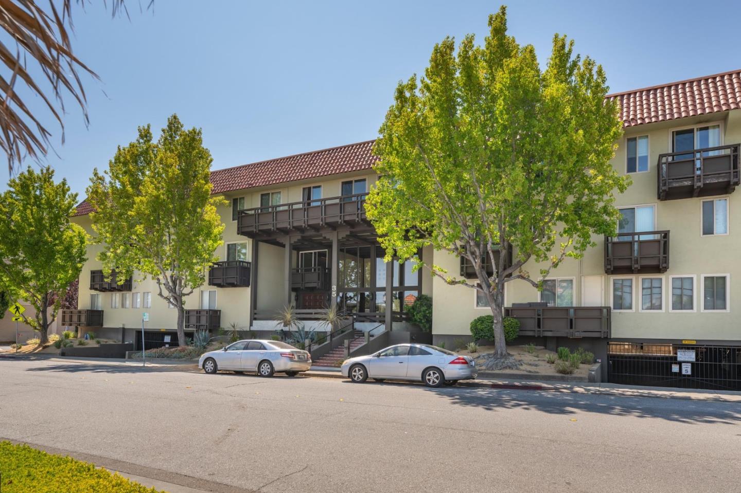 Property Photo: 35 28th Avenue 106B CA 94403