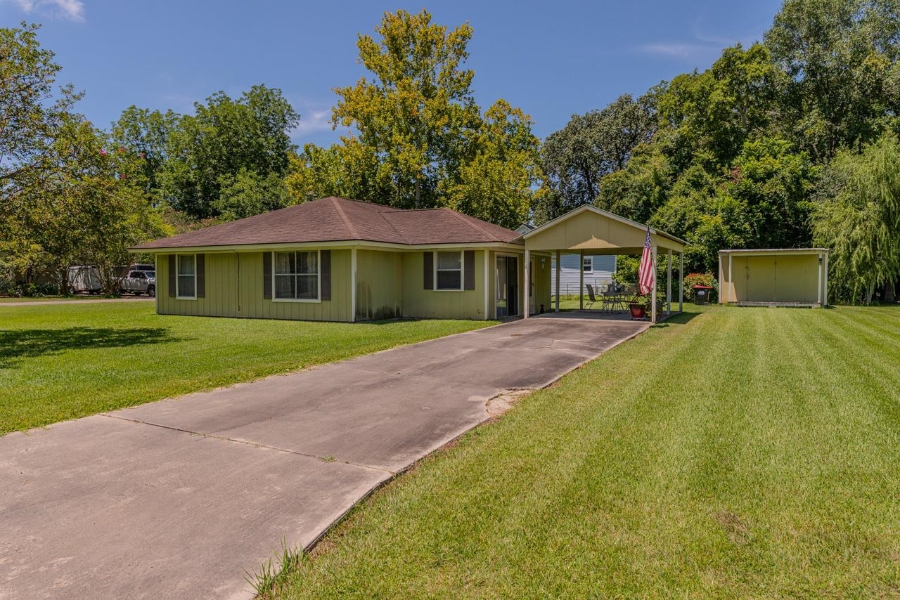 Property Photo:  310 W Hartel St.  TX 77659 