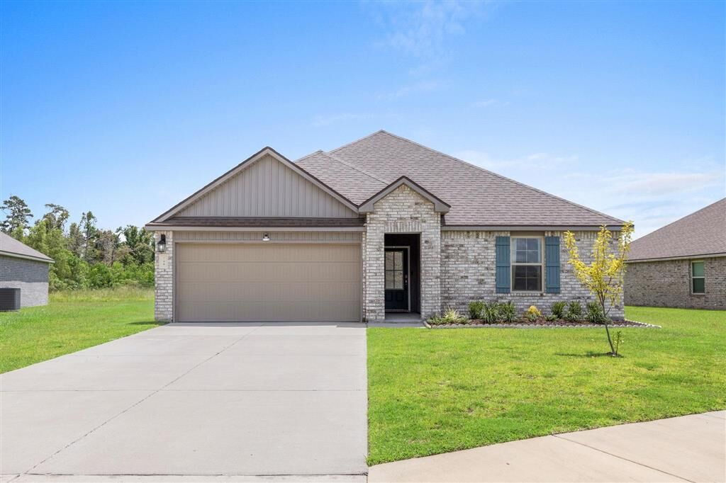 Property Photo:  798 Golden Finch Way  LA 70611 