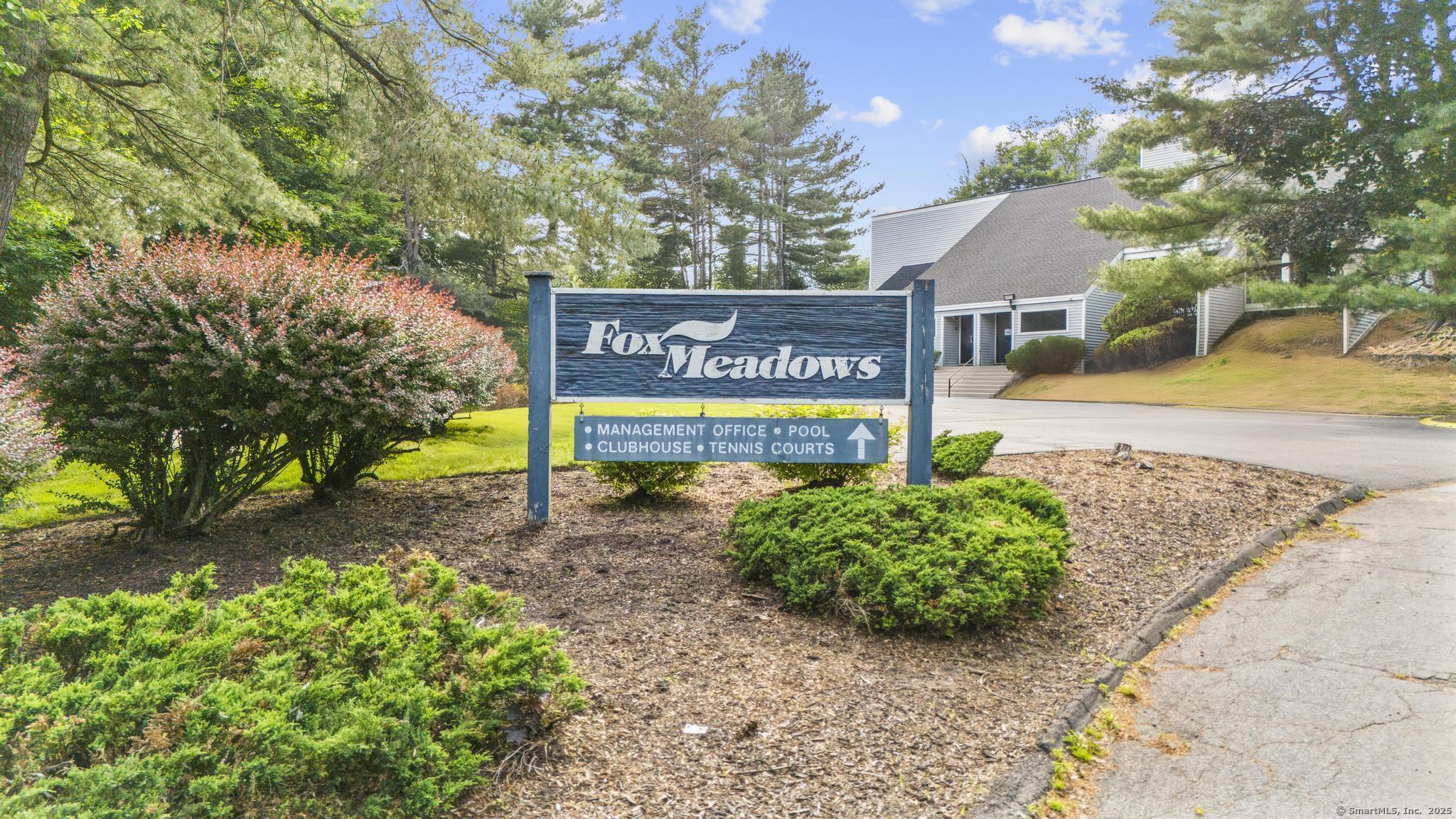 Property Photo: 7 Sunridge Lane 7 CT 06416