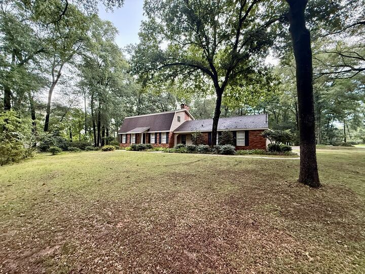 Property Photo: 2000 Deerpath AL 36303