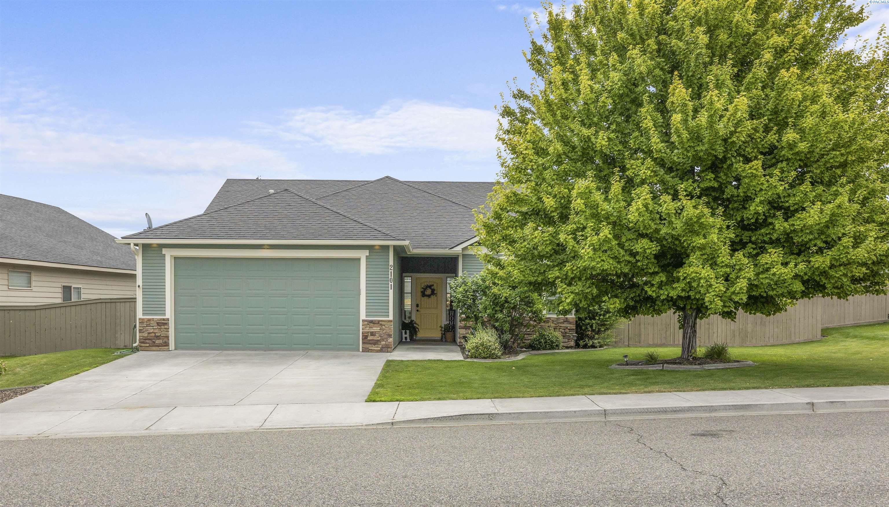 2101 S Jefferson St  Kennewick WA 99338 photo