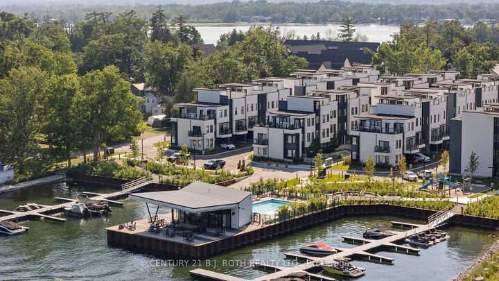 Property Photo:  3 Mariner'S Pier Way  ON L3V 8P4 