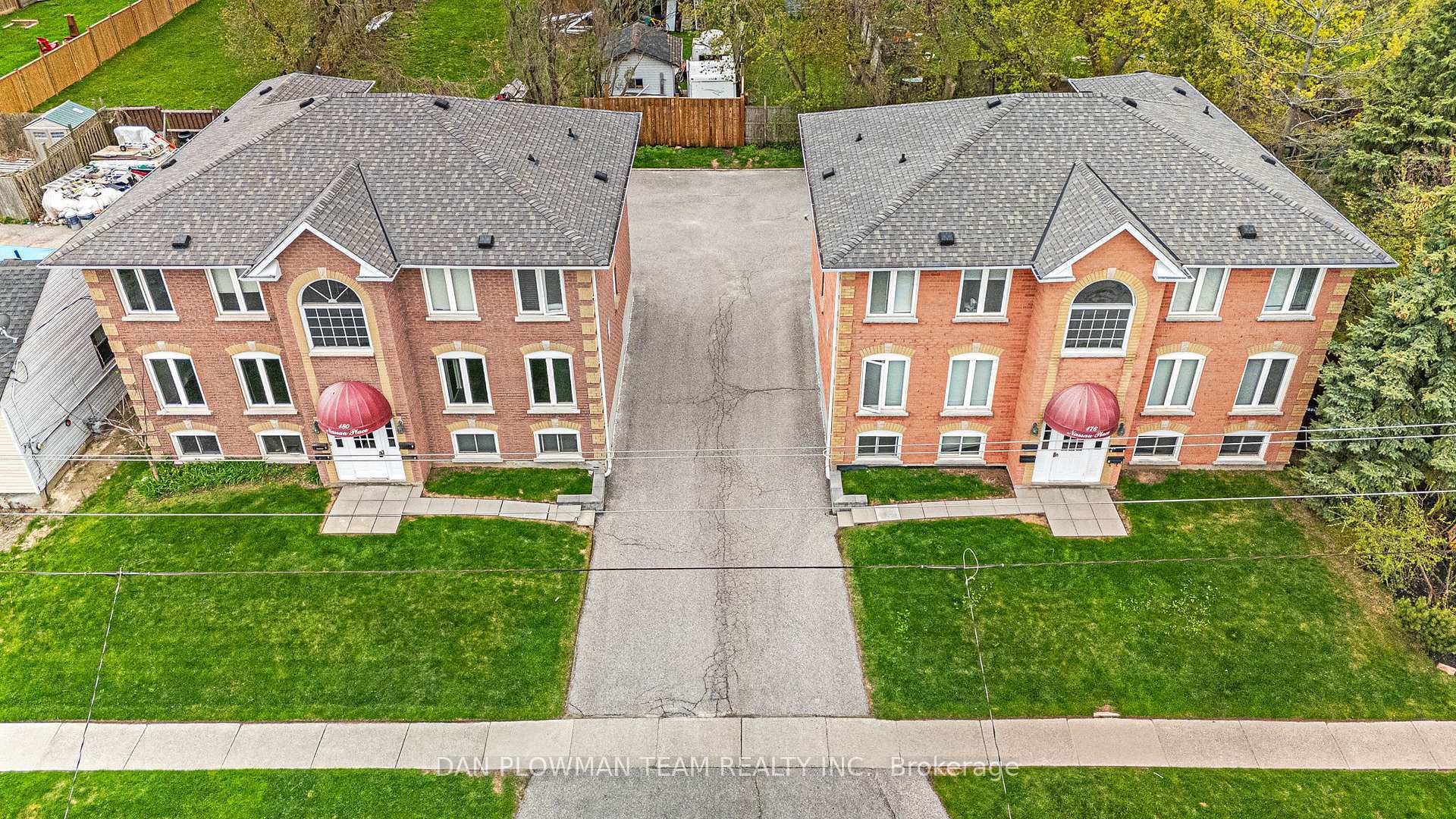 Property Photo: 176/180 Nassau Street ON L1J 4A5
