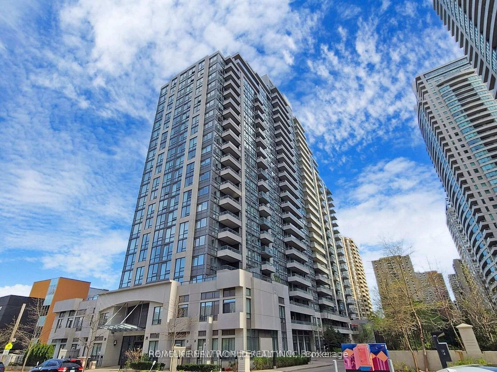 Property Photo:  35 Hollywood Avenue 619  ON M2N 0A9 