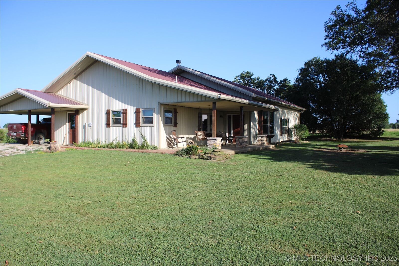 Property Photo:  20750 Ns 410 Road  OK 74048 