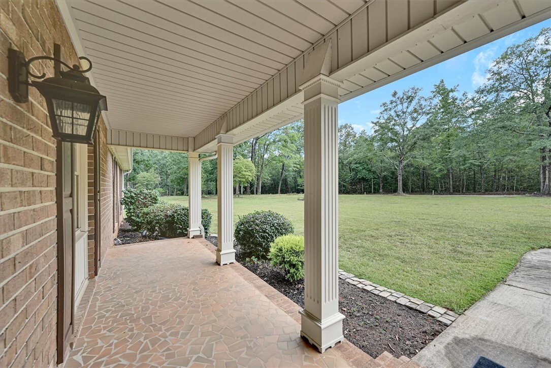 Property Photo: 213 Guthrie Road SC 29627