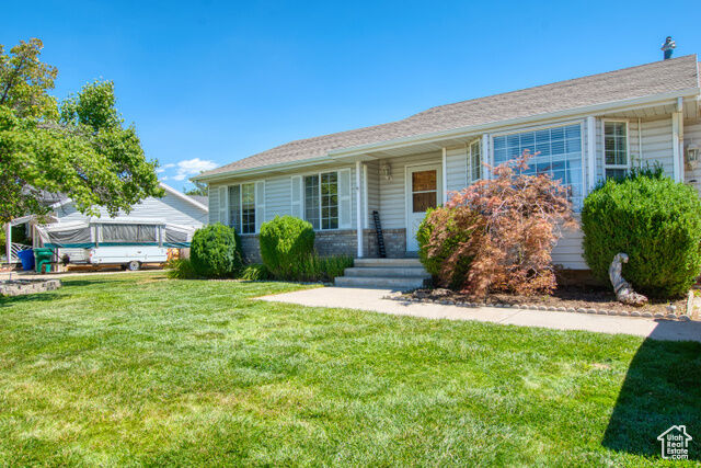 Property Photo: 2208 N 825 E UT 84043