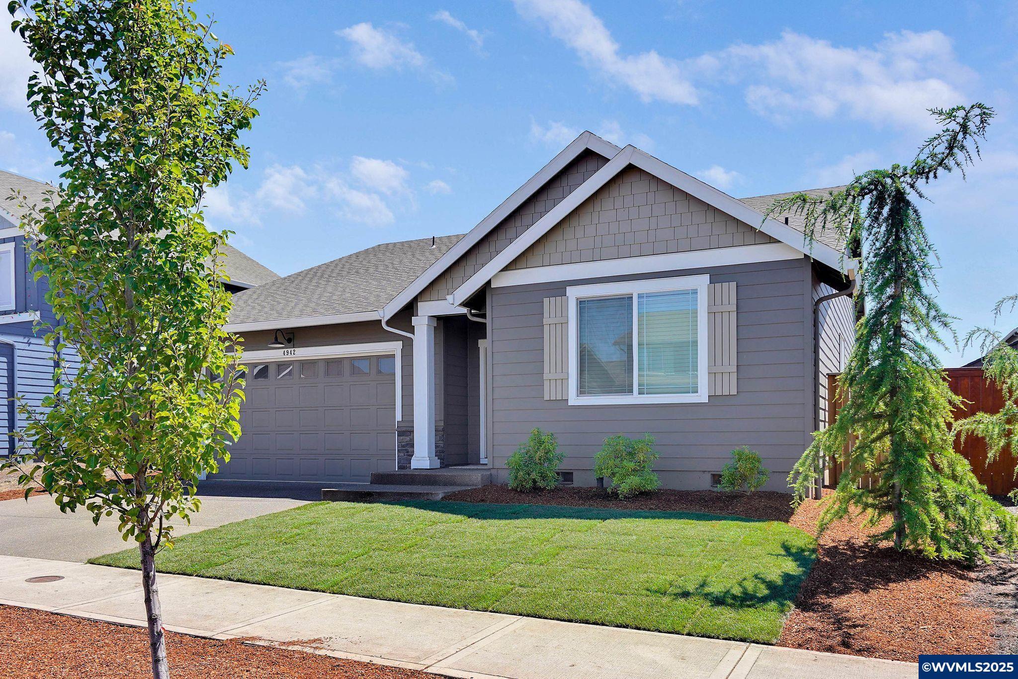 Property Photo:  4942 Gemini Av NE  OR 97305 