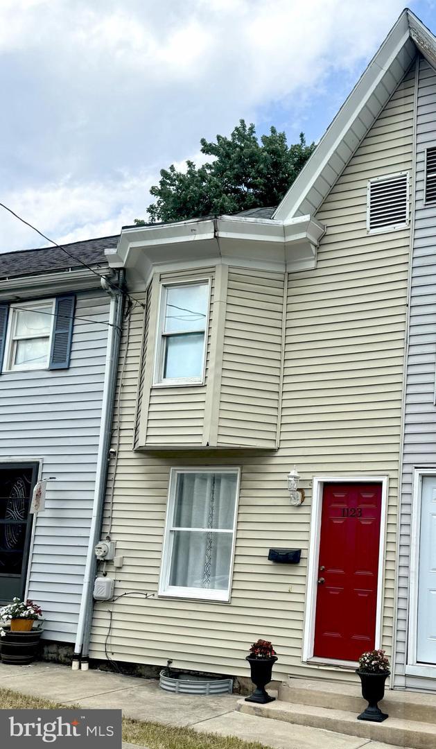 Property Photo: 1123 2nd Street PA 17025