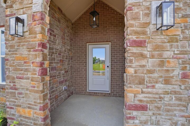 Property Photo: 7025 Welney Run OH 45044