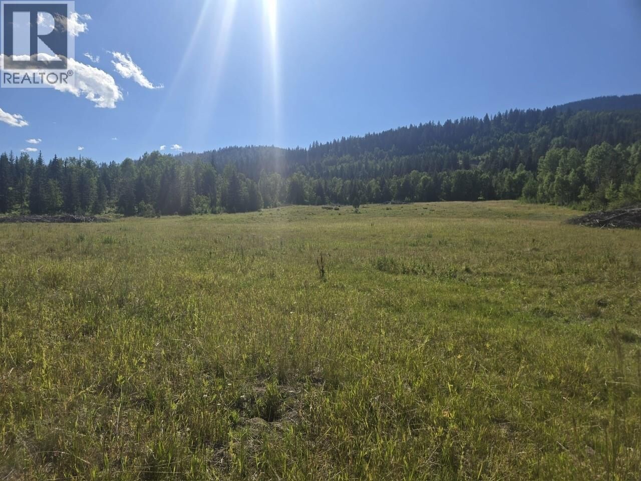 Photo de la propriété: 3680 Miller Lake Fsr Forest BC V0E 1W1