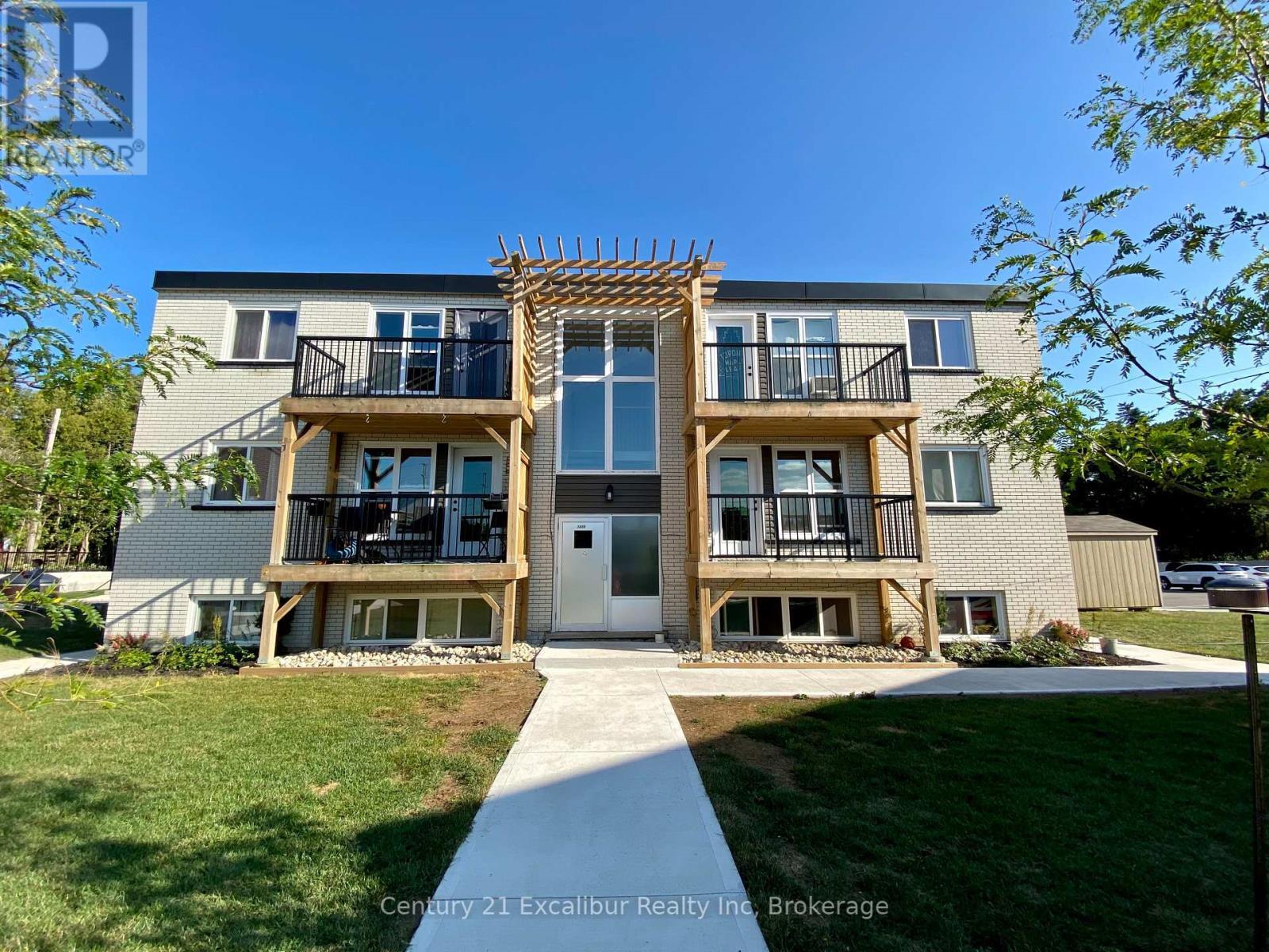 Photo de la propriété: 360 Queen Street East 8 ON N1M 1T4