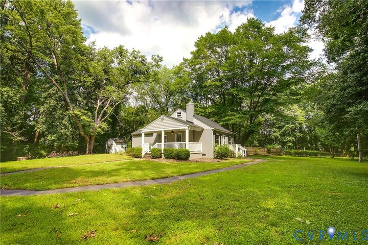 Property Photo: 9215 Mapleway Road VA 23229