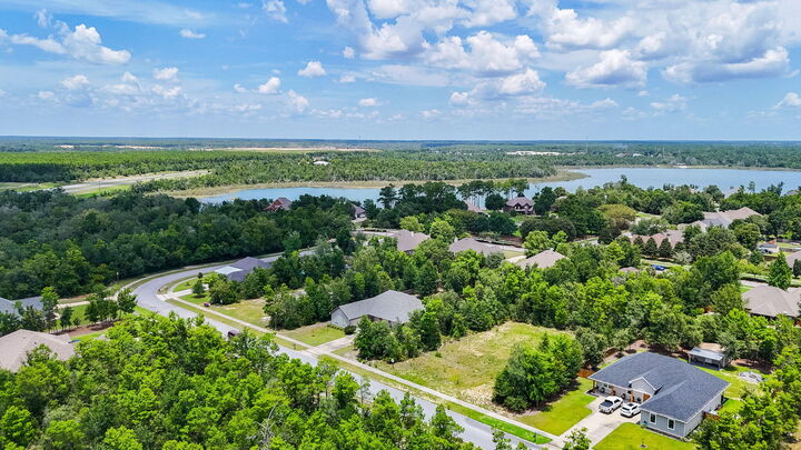 Property Photo: 109 Lake Merial Trail FL 32409