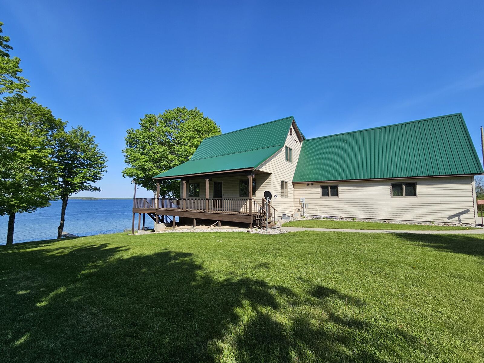 Property Photo:  N9941 Donner Rd  MI 49836 