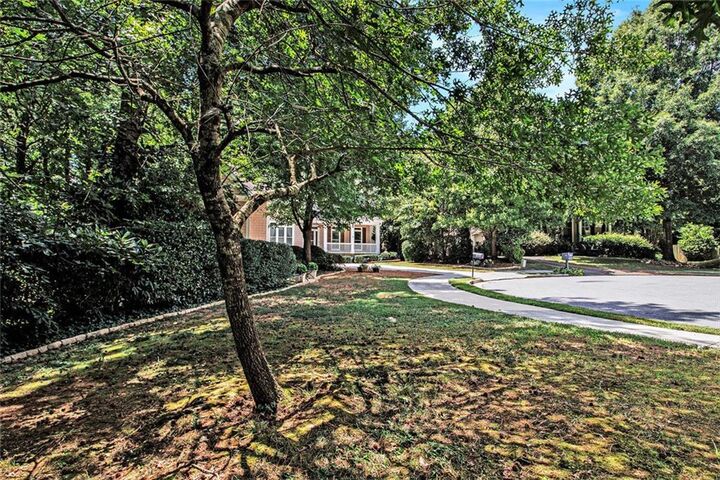 Property Photo: 3698 Lakeview Drive GA 30084