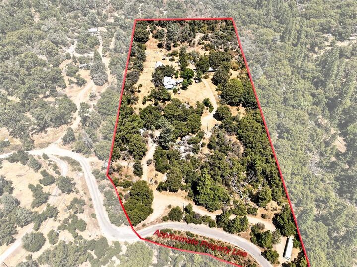 Property Photo:  46467 Bissett Station Road  CA 93644 