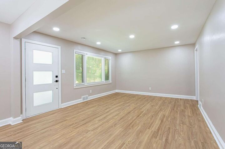 Property Photo:  629 Clairmont Circle  GA 30033 