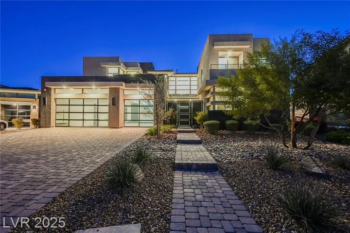 Property Photo: 94 Glade Hollow Drive NV 89135