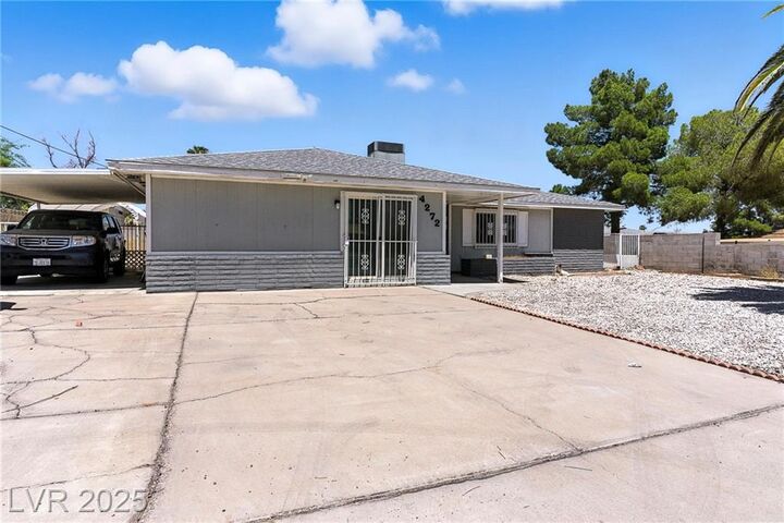 Property Photo: 4272 East Russell Road NV 89120