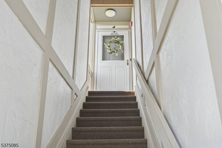 Property Photo: 4 Buchanon Ct NJ 07052