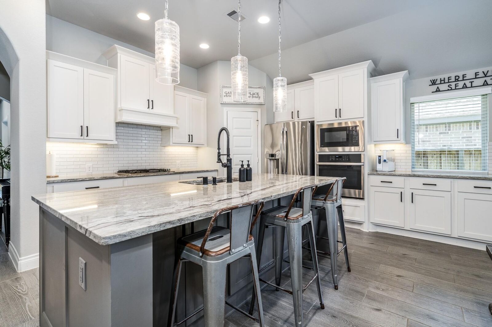 Property Photo:  8110 Carolina Hawk Drive  TX 77354 