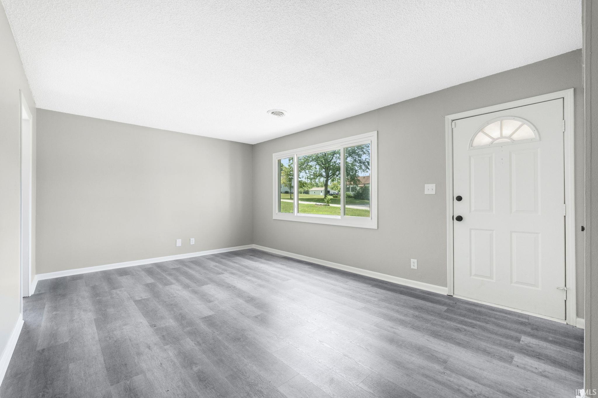 Property Photo: 2039 Medford Drive IN 46803