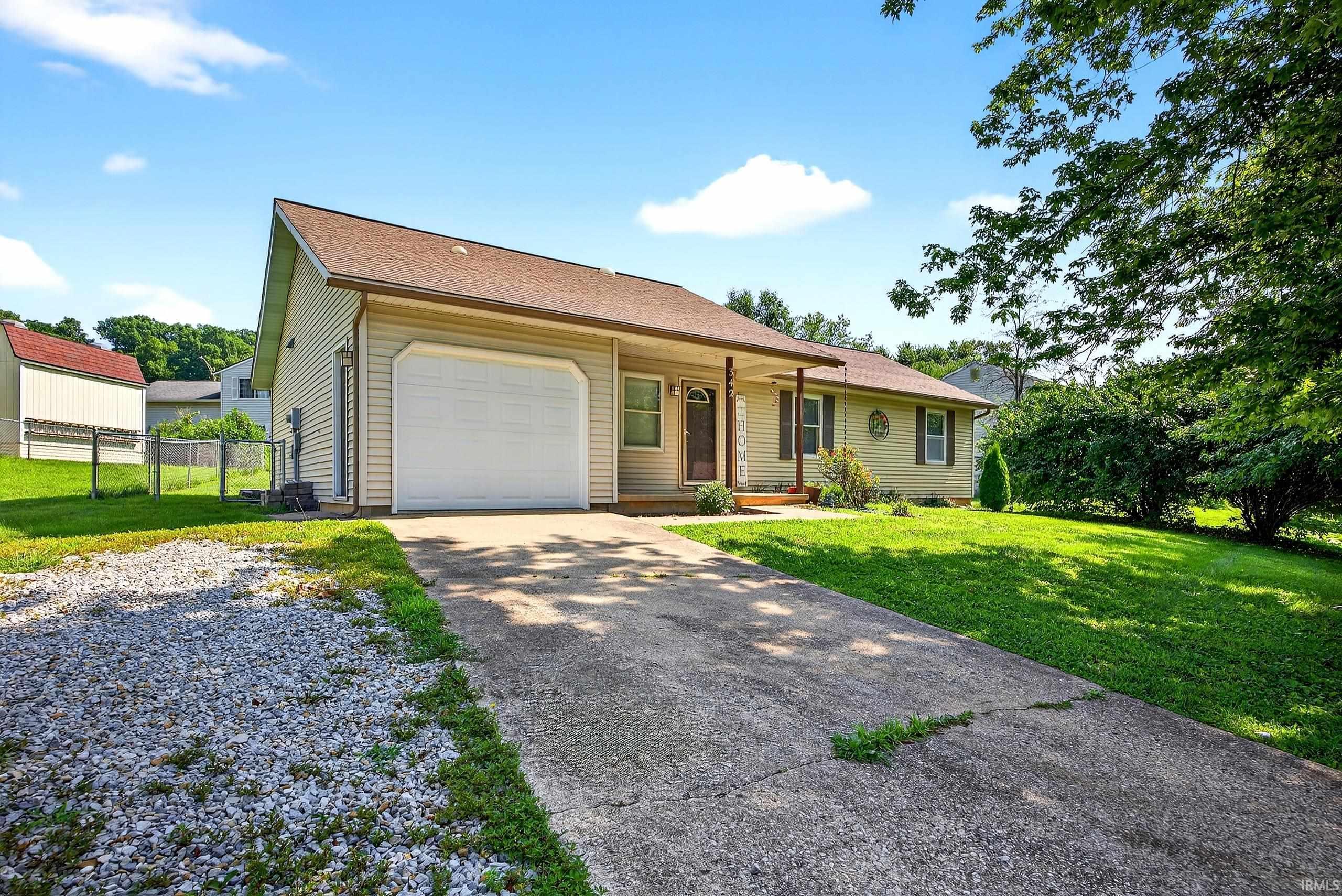 Property Photo: 342 E Briarwood Lane IN 47429