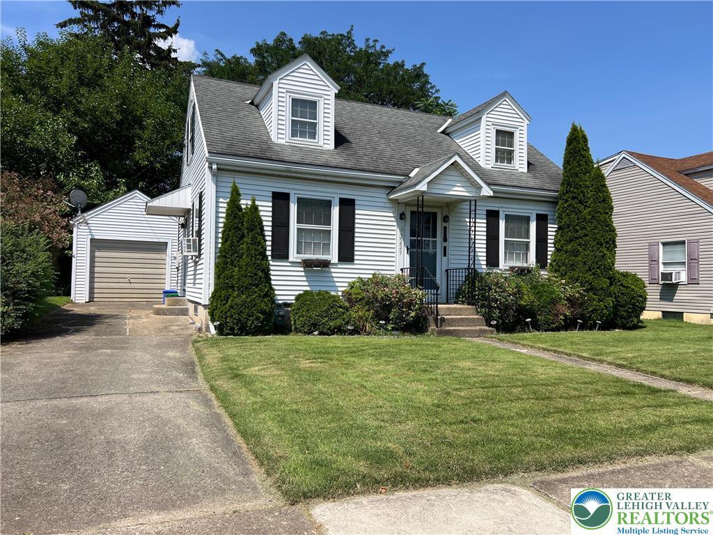 Property Photo:  2229 Worthington Avenue  PA 18017 