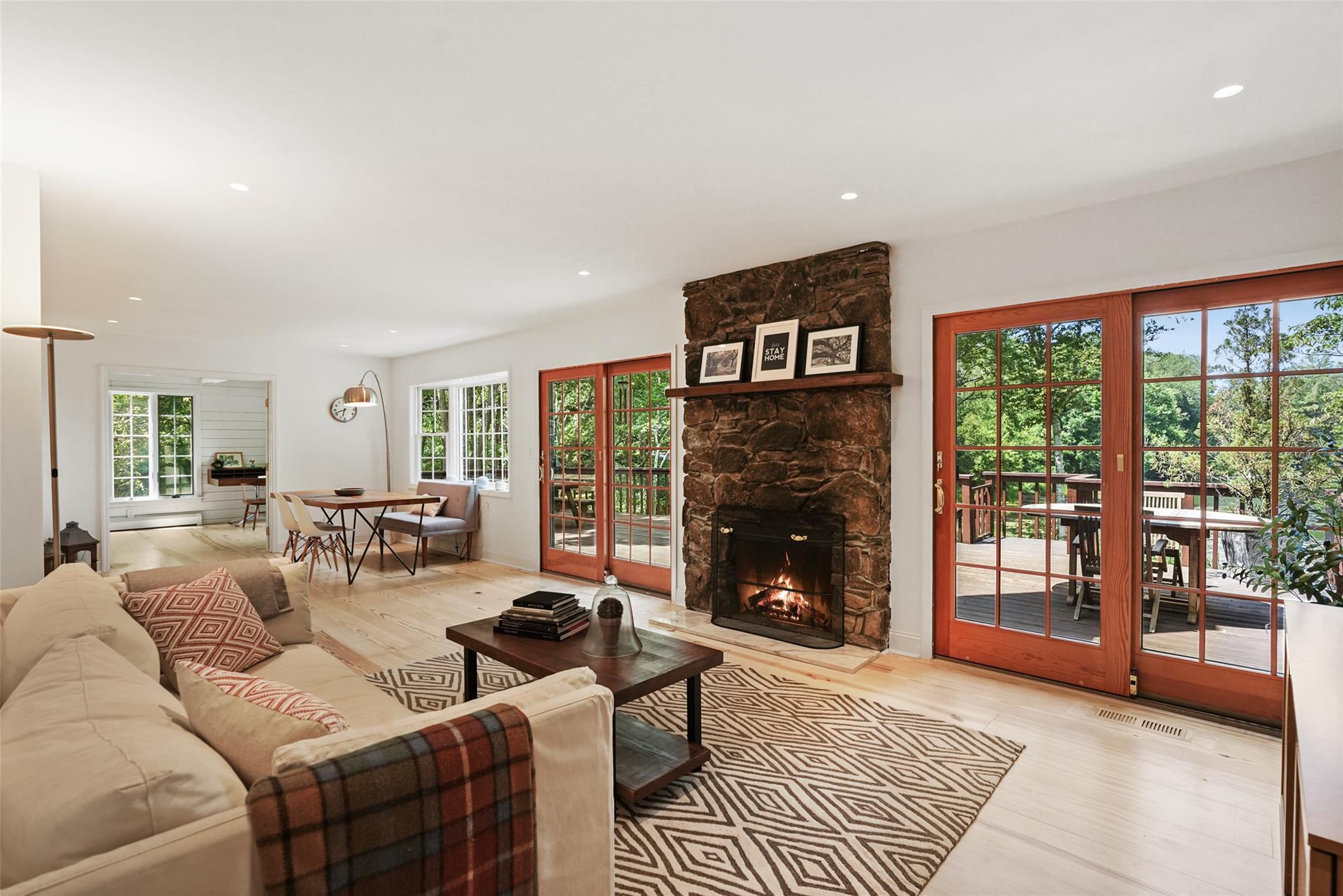 Property Photo:  3 Truesdale Lake Drive  NY 10590 