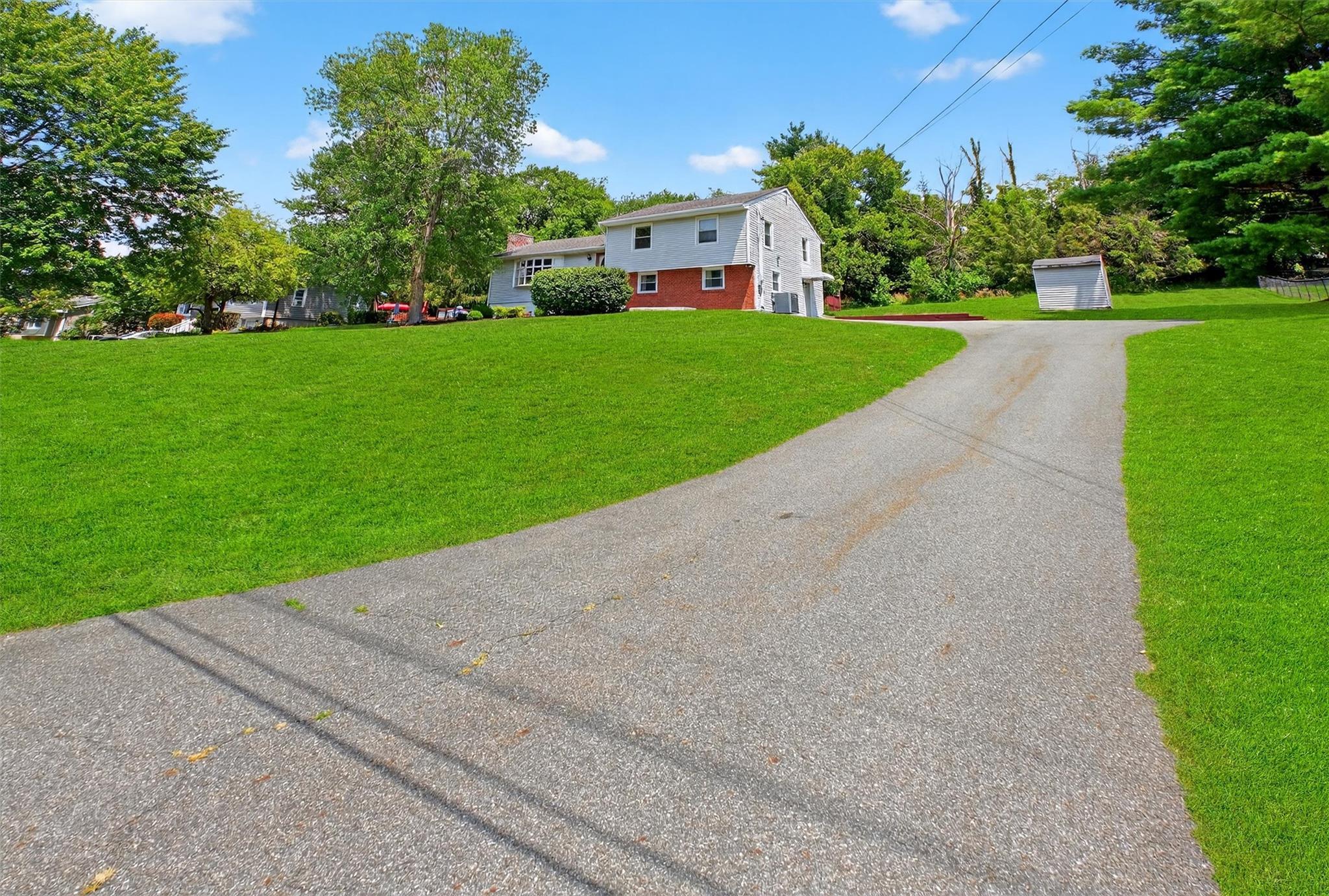 Property Photo:  5 Verplanck Avenue  NY 12533 