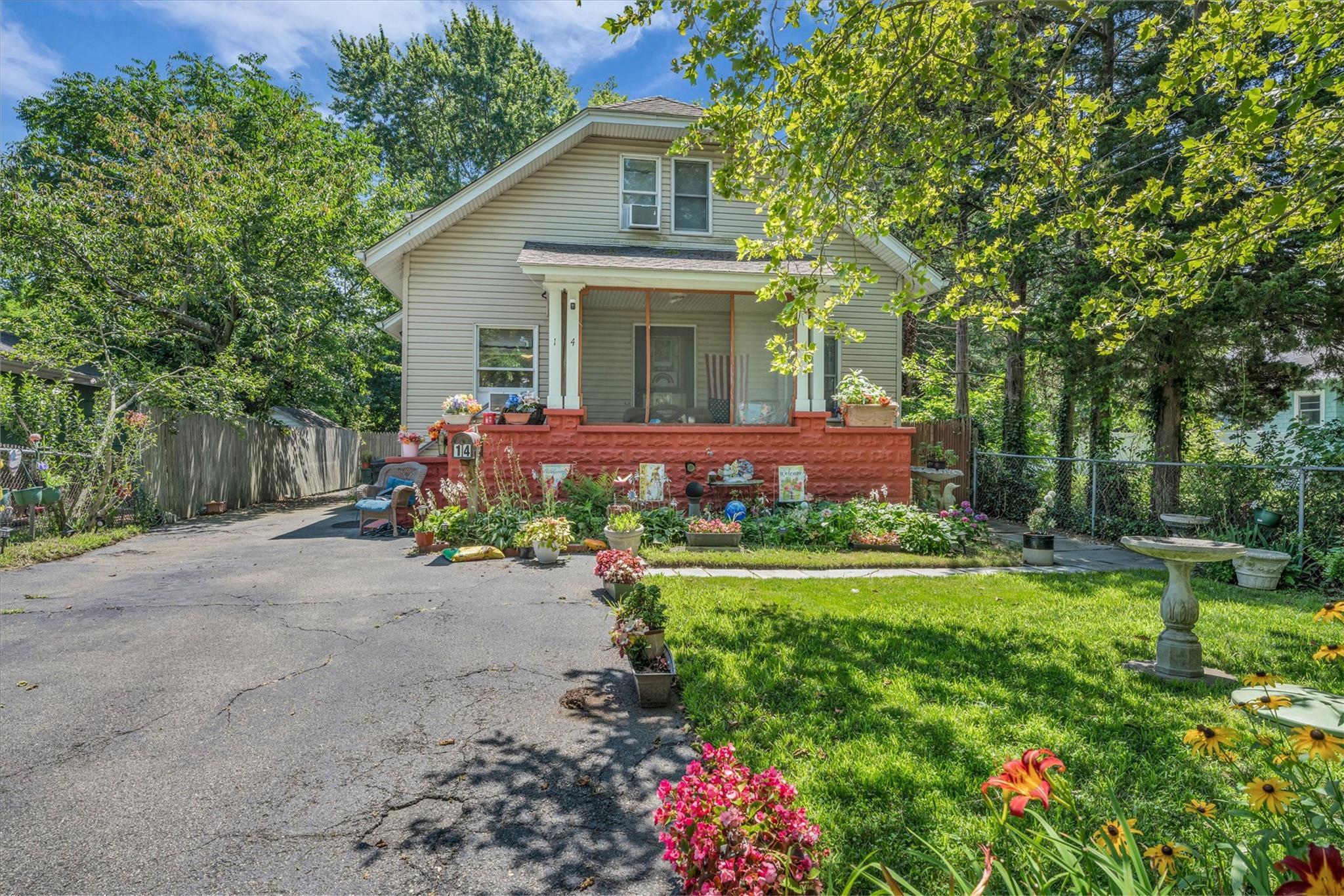Property Photo:  14 Gilbert Street  NY 11772 
