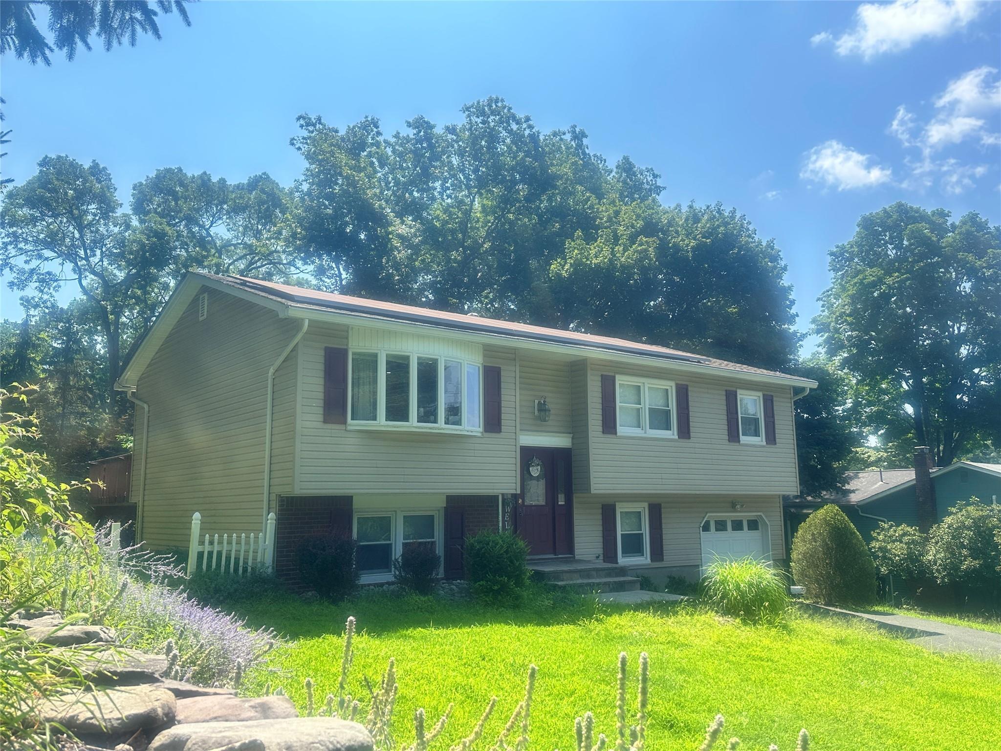 Property Photo:  9 Ann Avenue  NY 10980 