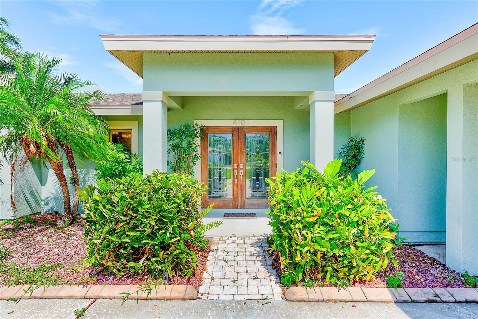 Property Photo: 410 Harbor View Lane FL 33770