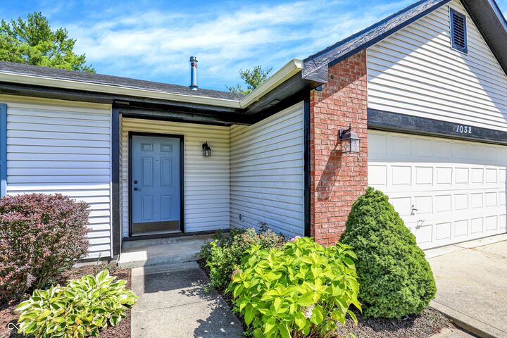 Property Photo:  1032 Mosswood Circle  IN 46131 