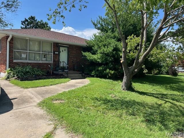 Property Photo:  3233 Carlson Avenue  IL 62040 