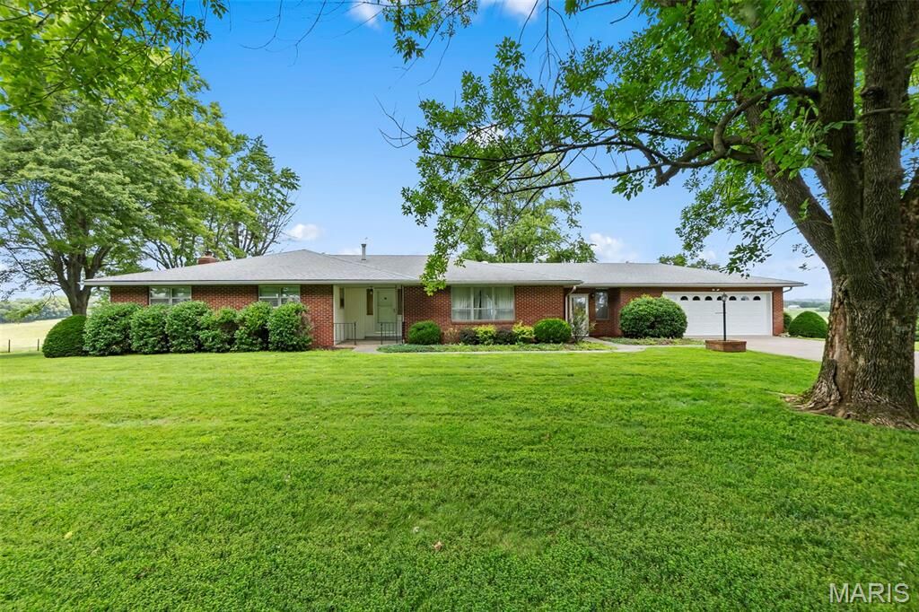 Property Photo:  732 County Road 468  MO 63755 