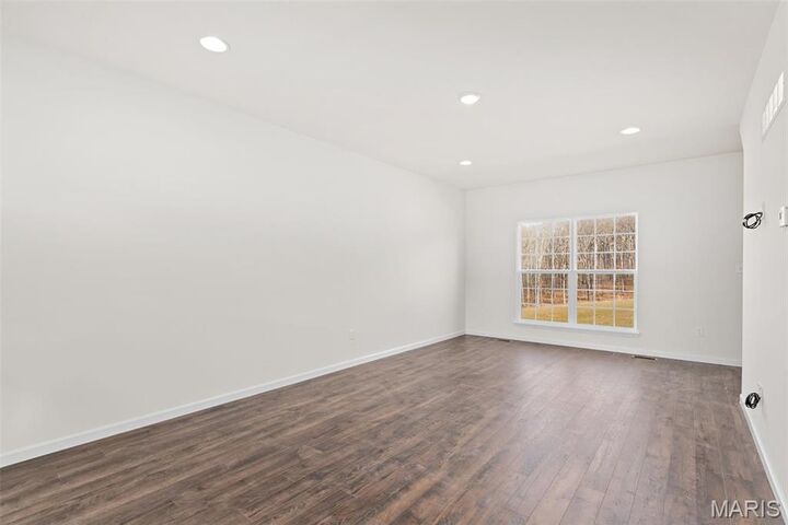 Property Photo:  209 Red Fox Court  MO 63025 