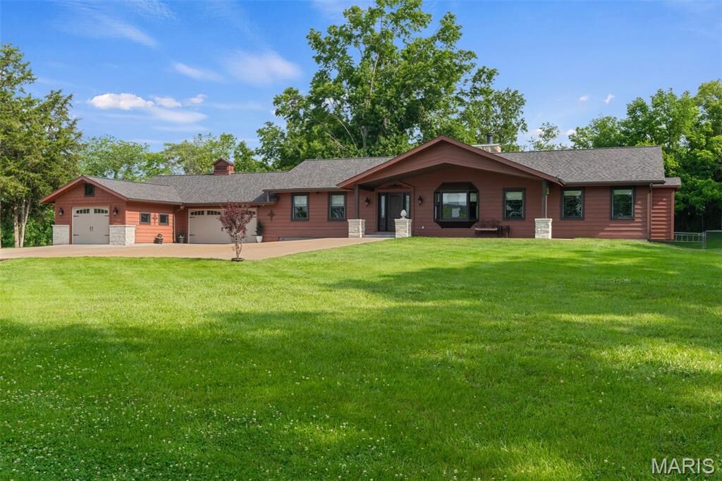 Property Photo: 19001 Highway 66 MO 63069