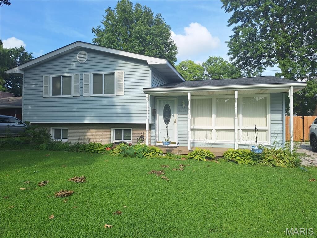 Property Photo:  3304 Wilshire Drive  IL 62040 